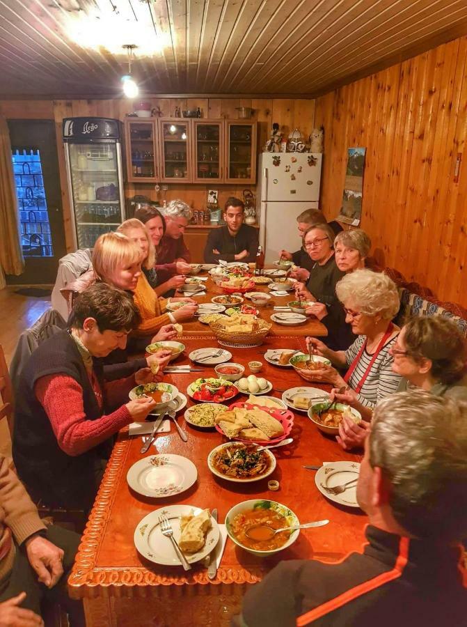 Guest House Buba Ushguli Esterno foto