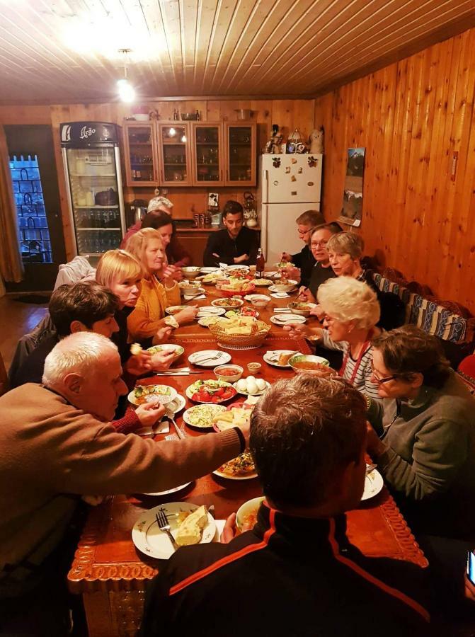 Guest House Buba Ushguli Esterno foto